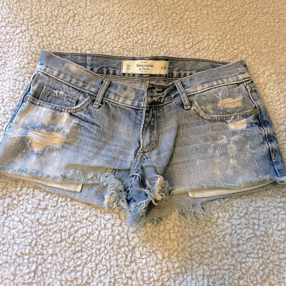 Fringed jean short